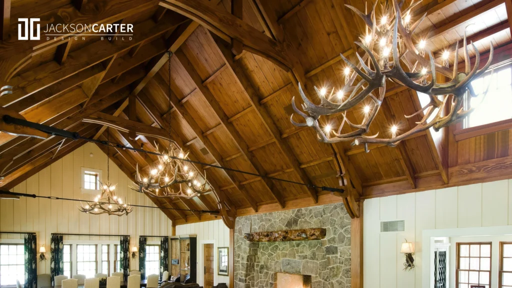 Country-style vaulted ceilings